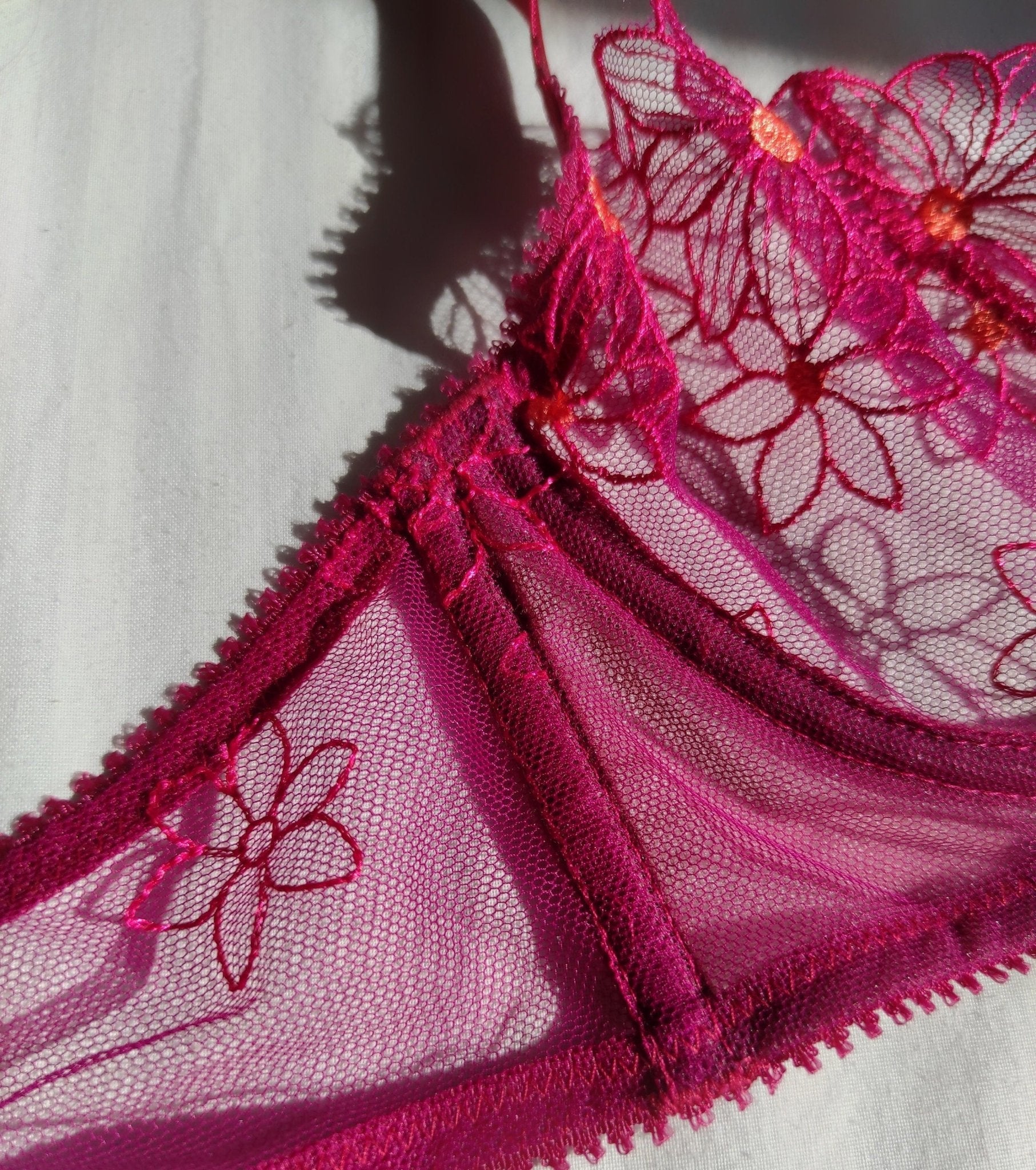 Fuchsia lingerie set - Pastel Artwear