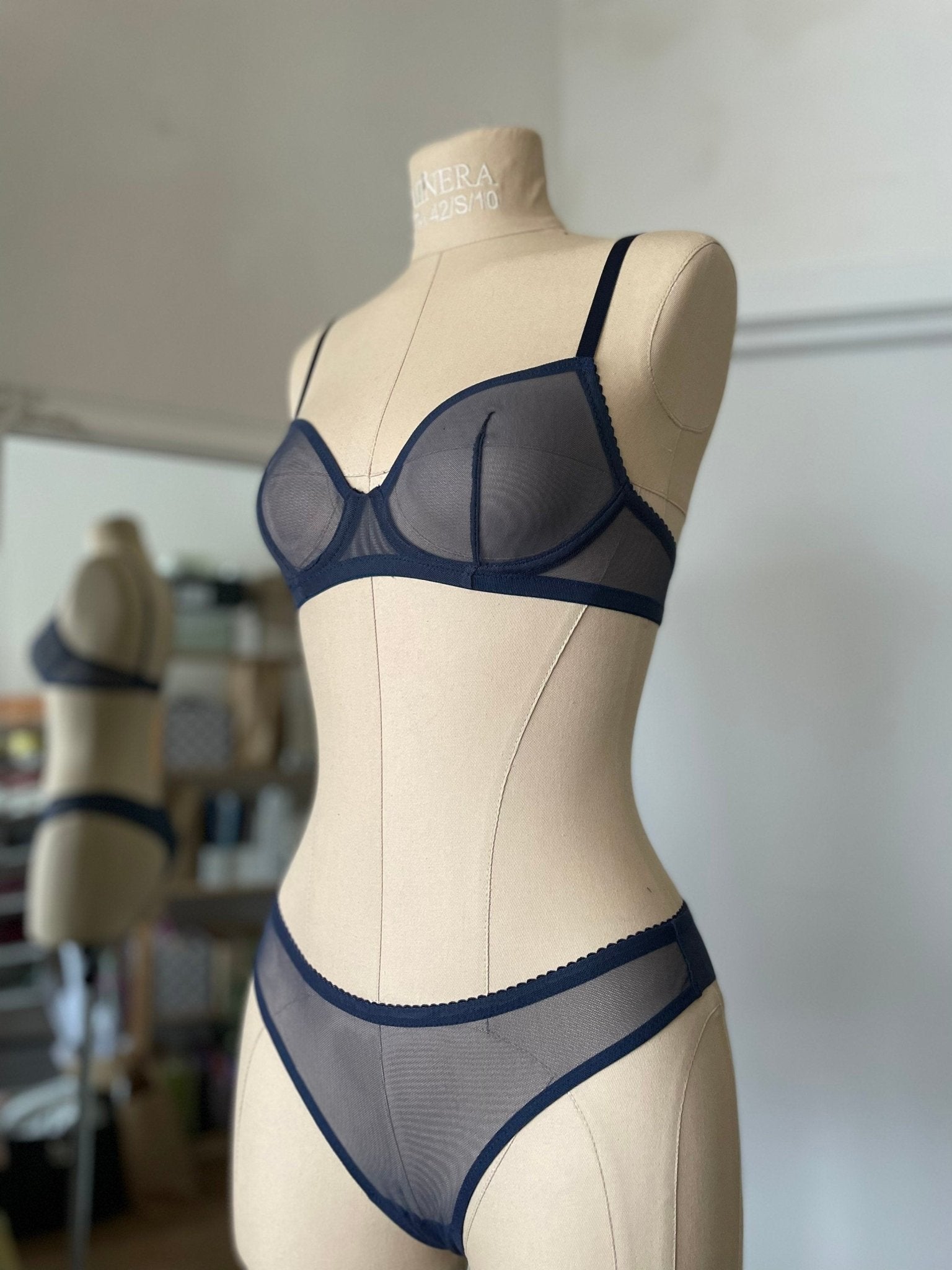 Mesh Lingerie Set. Deep blue - Pastel Artwear